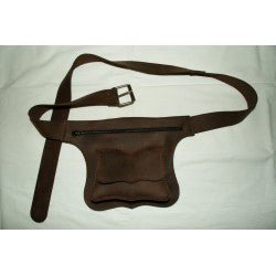 Cinturón medieval de cuero con bolso marrón oscuro y correa ajustable