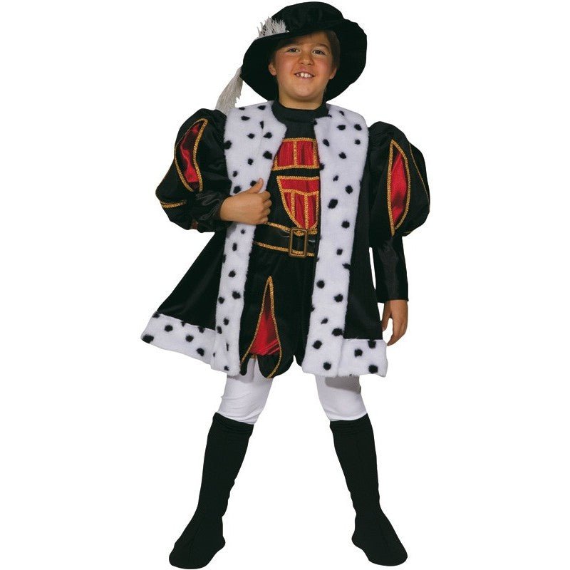 Disfraz infantil de Enrique VIII: capa blanca con lunares negros, sombrero negro y botas.