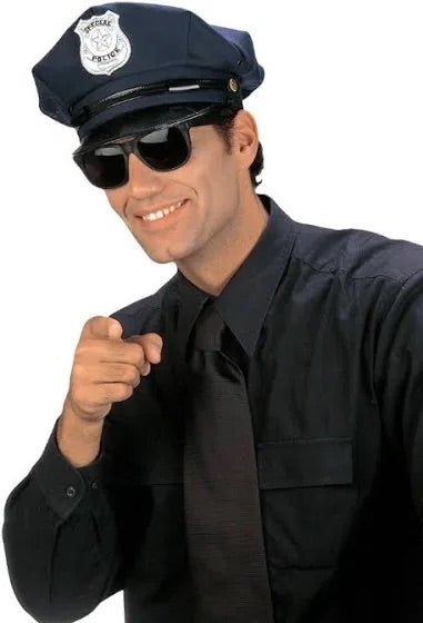 Gorra de policía para adulto oscura con insignia circular y visera
