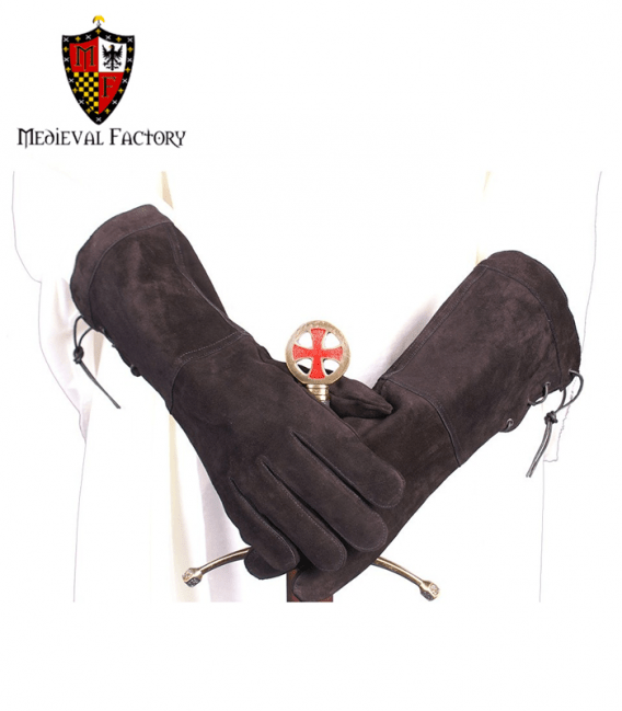 Guantelete medieval de serraje oscuro con cordones en la muñeca.